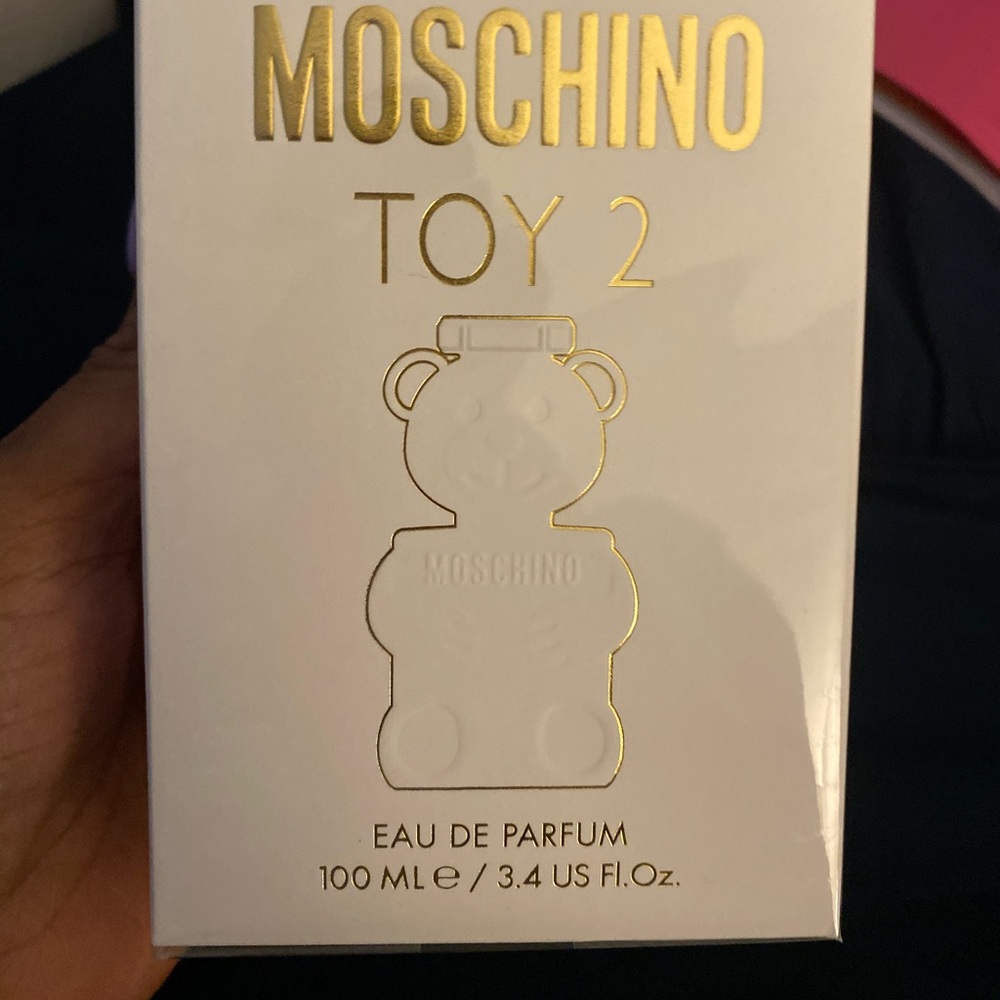 Moschion Toy 2